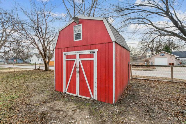 148 S Edwards Ave, Wichita, KS 67213