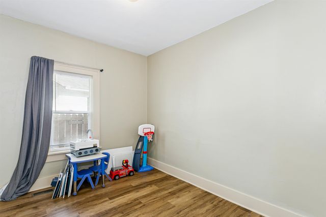 148 S Edwards Ave, Wichita, KS 67213