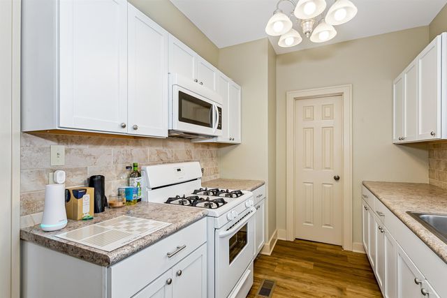 148 S Edwards Ave, Wichita, KS 67213