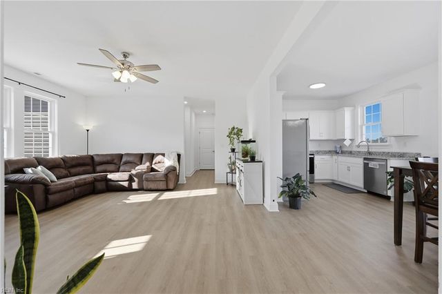 127 River Front DR, Hertford, NC 27944