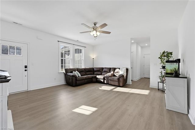 127 River Front DR, Hertford, NC 27944