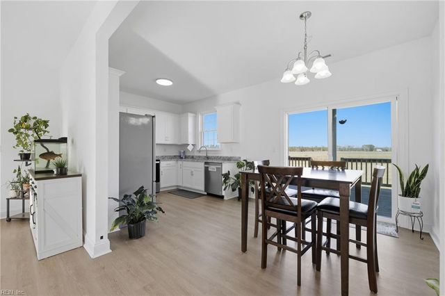 127 River Front DR, Hertford, NC 27944