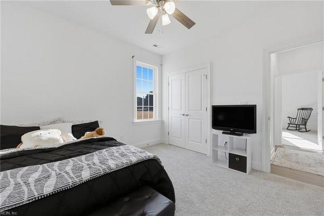 127 River Front DR, Hertford, NC 27944