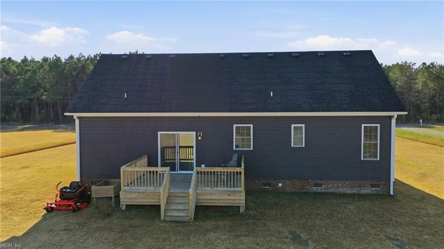 127 River Front DR, Hertford, NC 27944