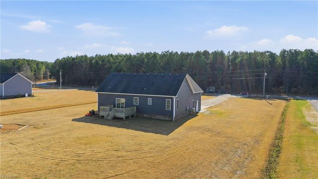 127 River Front DR, Hertford, NC 27944