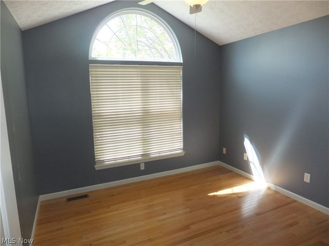 3381 Prestwyck Lane, Richfield, OH 44286