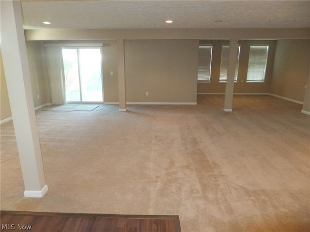 3381 Prestwyck Lane, Richfield, OH 44286