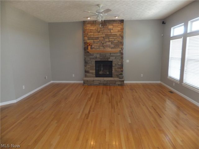 3381 Prestwyck Lane, Richfield, OH 44286