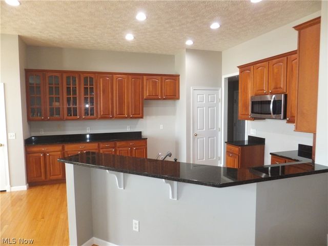 3381 Prestwyck Lane, Richfield, OH 44286