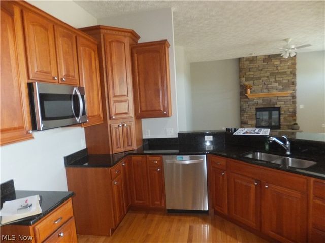 3381 Prestwyck Lane, Richfield, OH 44286