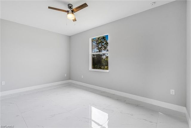 4417-4419 22nd ST SW, Lehigh Acres, FL 33973