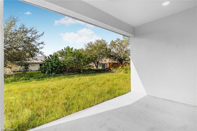 4417-4419 22nd ST SW, Lehigh Acres, FL 33973