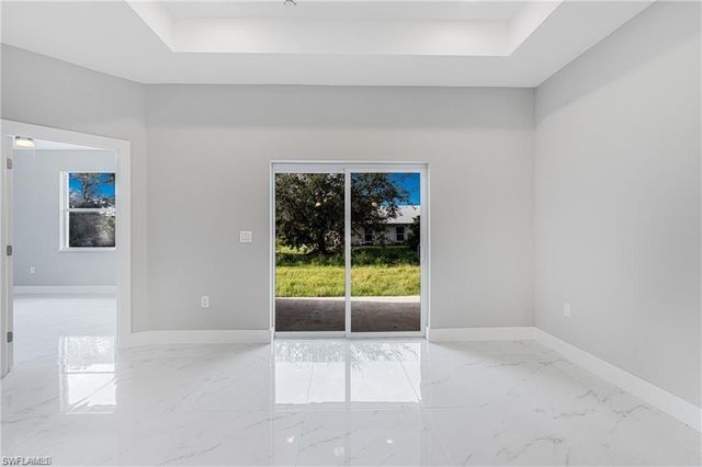 4417-4419 22nd ST SW, Lehigh Acres, FL 33973