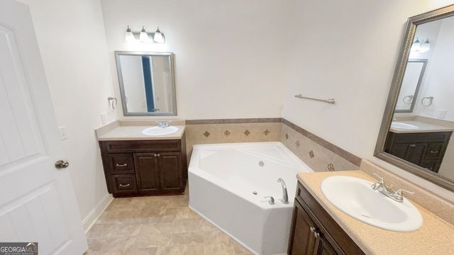 98 Cole Court SE, Ludowici, GA 31316