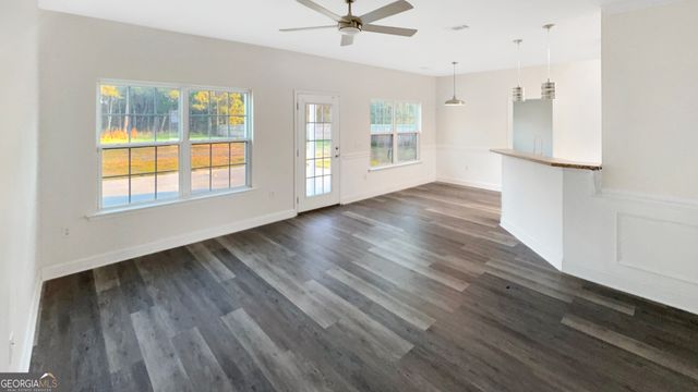 98 Cole Court SE, Ludowici, GA 31316