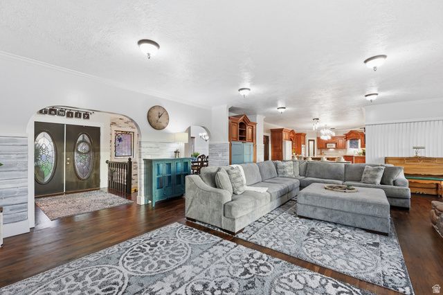 2342 E CHARROS RD, Sandy, UT 84092