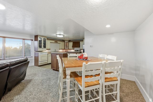 2342 E CHARROS RD, Sandy, UT 84092