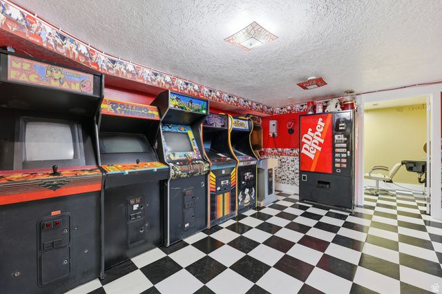 2342 E CHARROS RD, Sandy, UT 84092