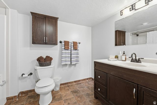 2342 E CHARROS RD, Sandy, UT 84092