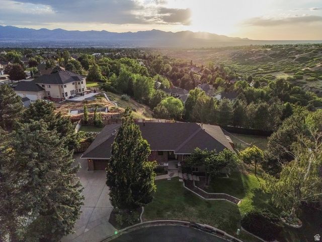 2342 E CHARROS RD, Sandy, UT 84092