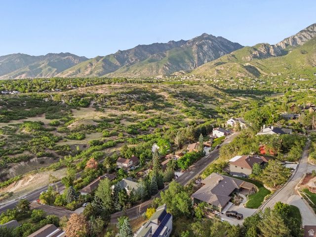 2342 E CHARROS RD, Sandy, UT 84092