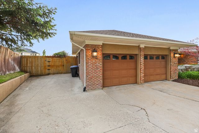 2342 E CHARROS RD, Sandy, UT 84092