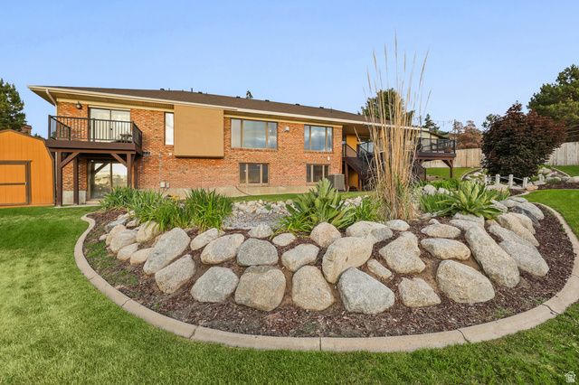 2342 E CHARROS RD, Sandy, UT 84092