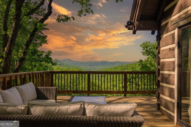 1049 Rockwater Road, Ellijay, GA 30536