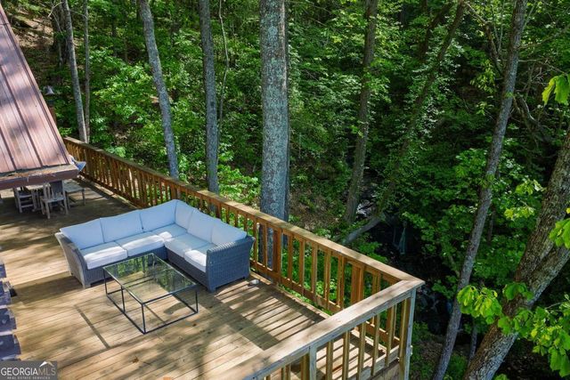 1049 Rockwater Road, Ellijay, GA 30536