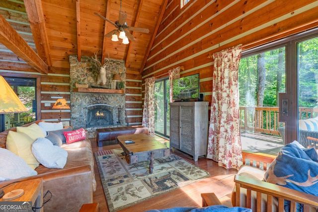 1049 Rockwater Road, Ellijay, GA 30536