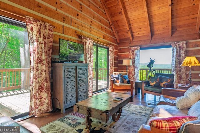 1049 Rockwater Road, Ellijay, GA 30536