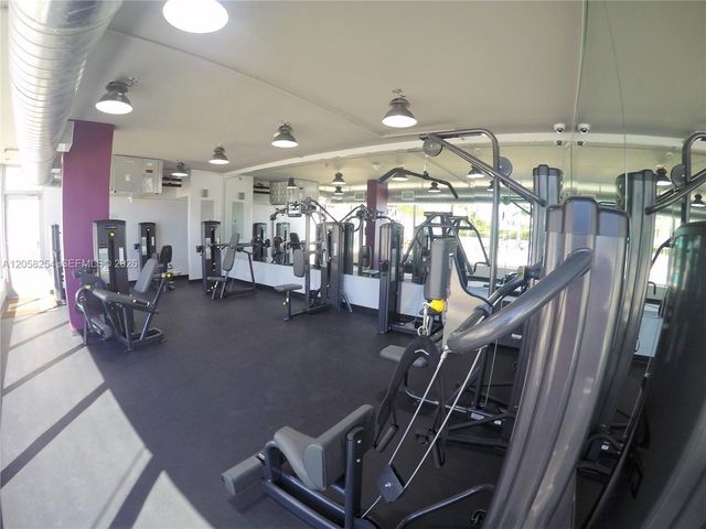 100 Lincoln Rd 602, Miami Beach, FL 33139