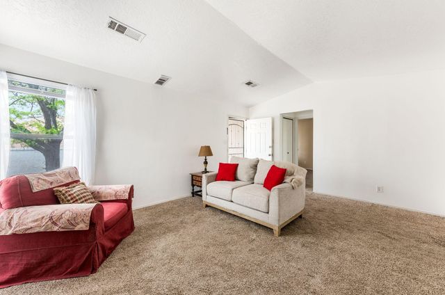 332 Sundt Court NE, Rio Rancho, NM 87124