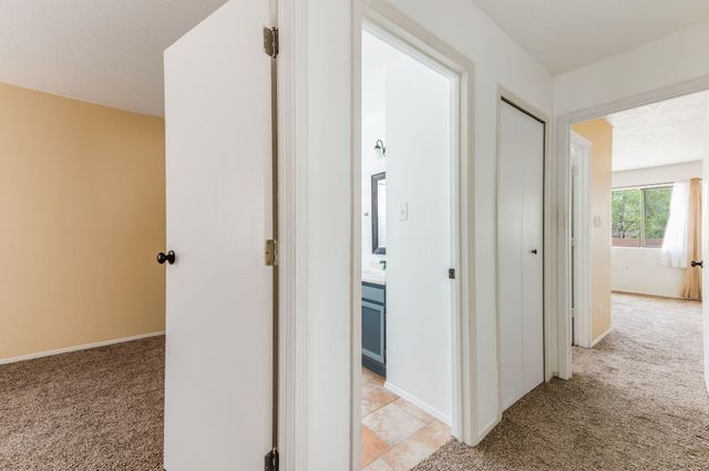 332 Sundt Court NE, Rio Rancho, NM 87124