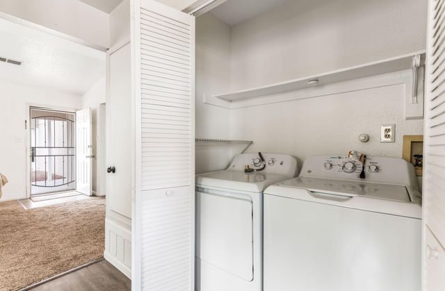 332 Sundt Court NE, Rio Rancho, NM 87124