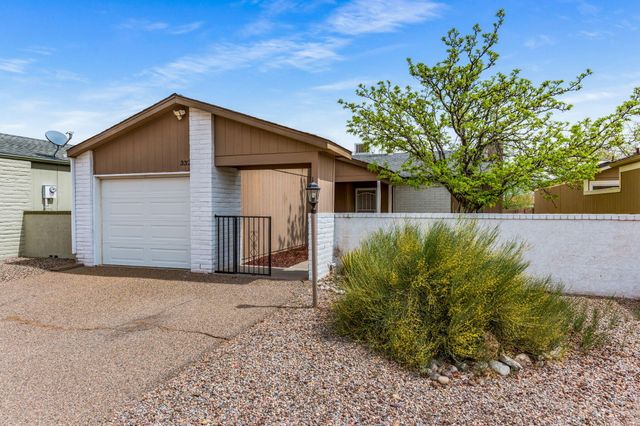 332 Sundt Court NE, Rio Rancho, NM 87124