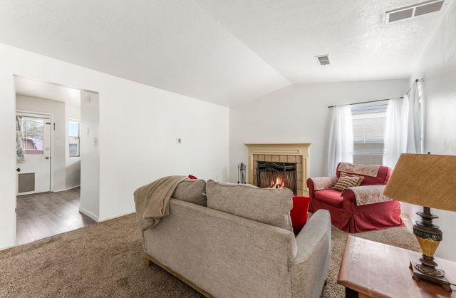 332 Sundt Court NE, Rio Rancho, NM 87124