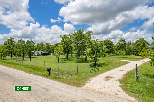 182 County Road 4801, Dayton, TX 77535
