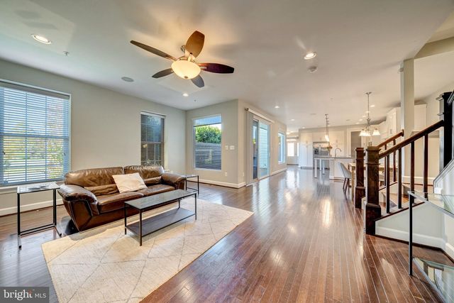44501 YARMOUTH DR, Ashburn, VA 20147