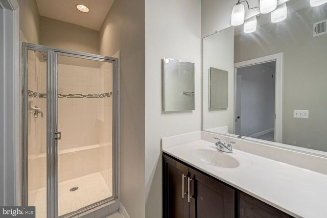 44501 YARMOUTH DR, Ashburn, VA 20147