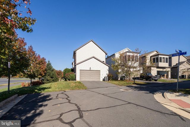 44501 YARMOUTH DR, Ashburn, VA 20147