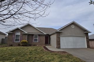 4365 W Juno Street, Springfield, MO 65802
