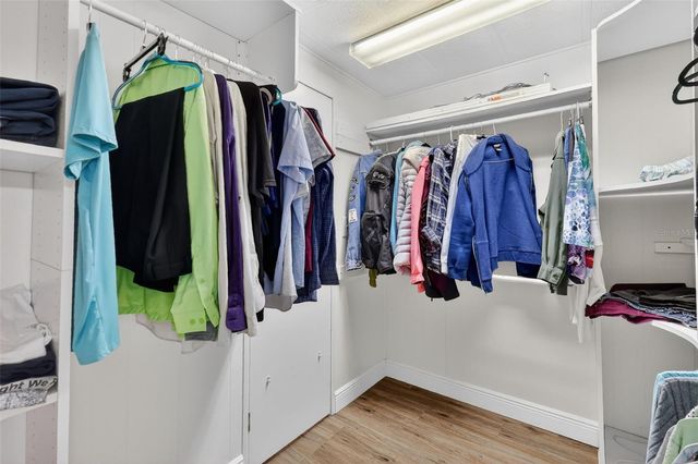 705 FALCON DRIVE, Tavares, FL 32778