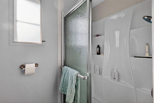 705 FALCON DRIVE, Tavares, FL 32778