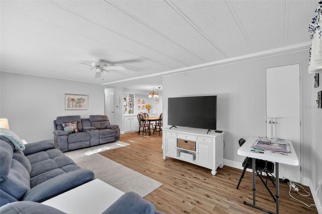 705 FALCON DRIVE, Tavares, FL 32778