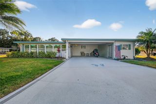 705 FALCON DRIVE, Tavares, FL 32778