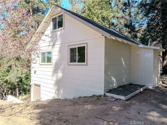 660 Acacia, Crestline, CA 92325