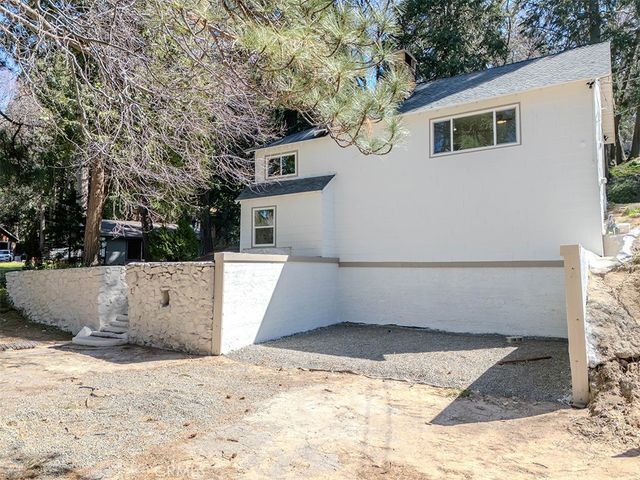660 Acacia, Crestline, CA 92325