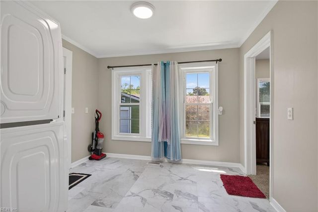 1106 Anne AVE, Chesapeake, VA 23324
