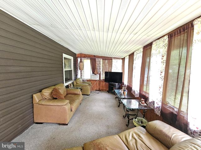 125 ENDSLOW RD, Marietta, PA 17547